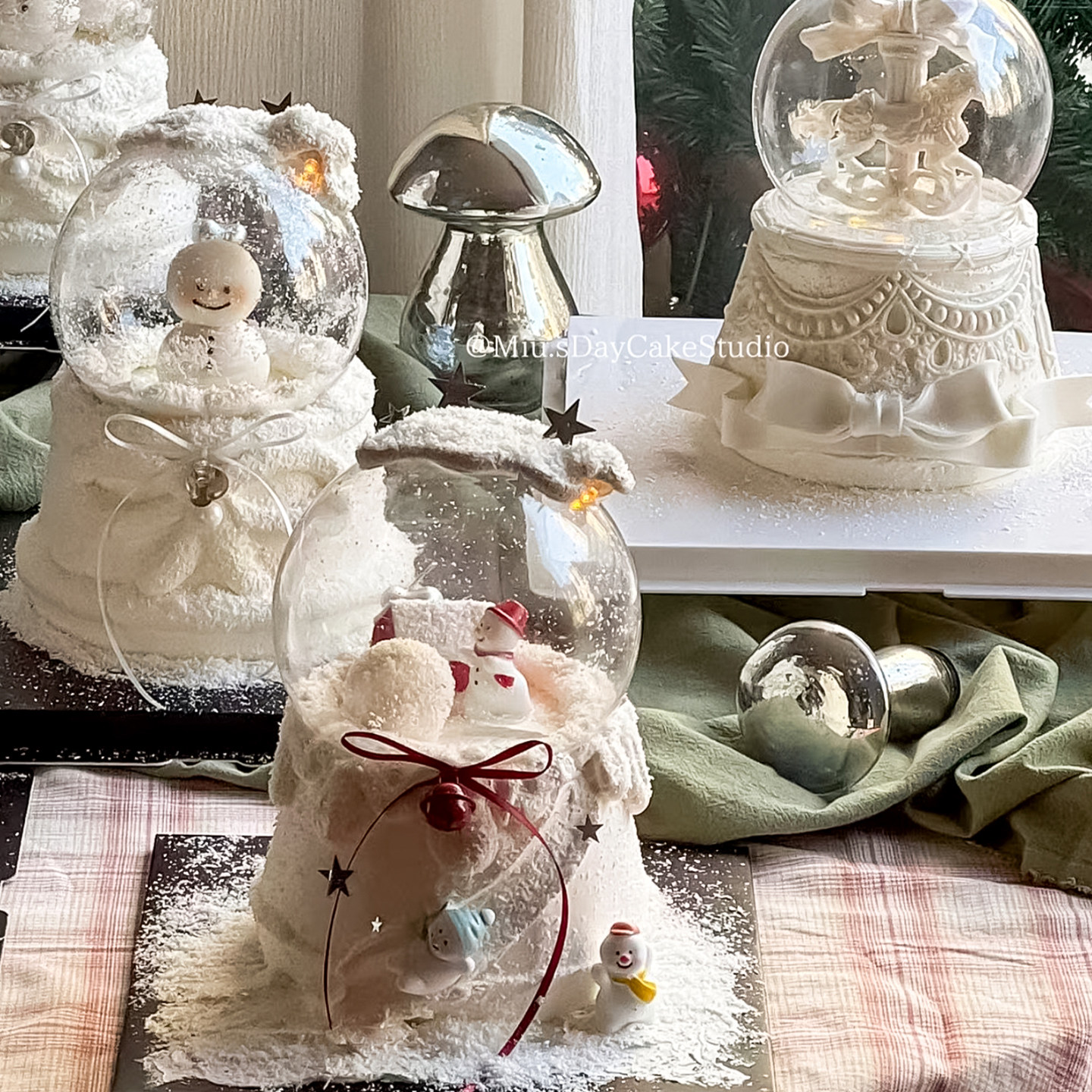 浪漫圣诞节雪景雪人水晶球蛋糕装饰可爱圣诞屋DIY铃铛蝴蝶结丝带