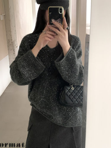 ONE TIME2025冬季新款复古慵懒风马海毛珠片V领保暖羊毛毛衣女