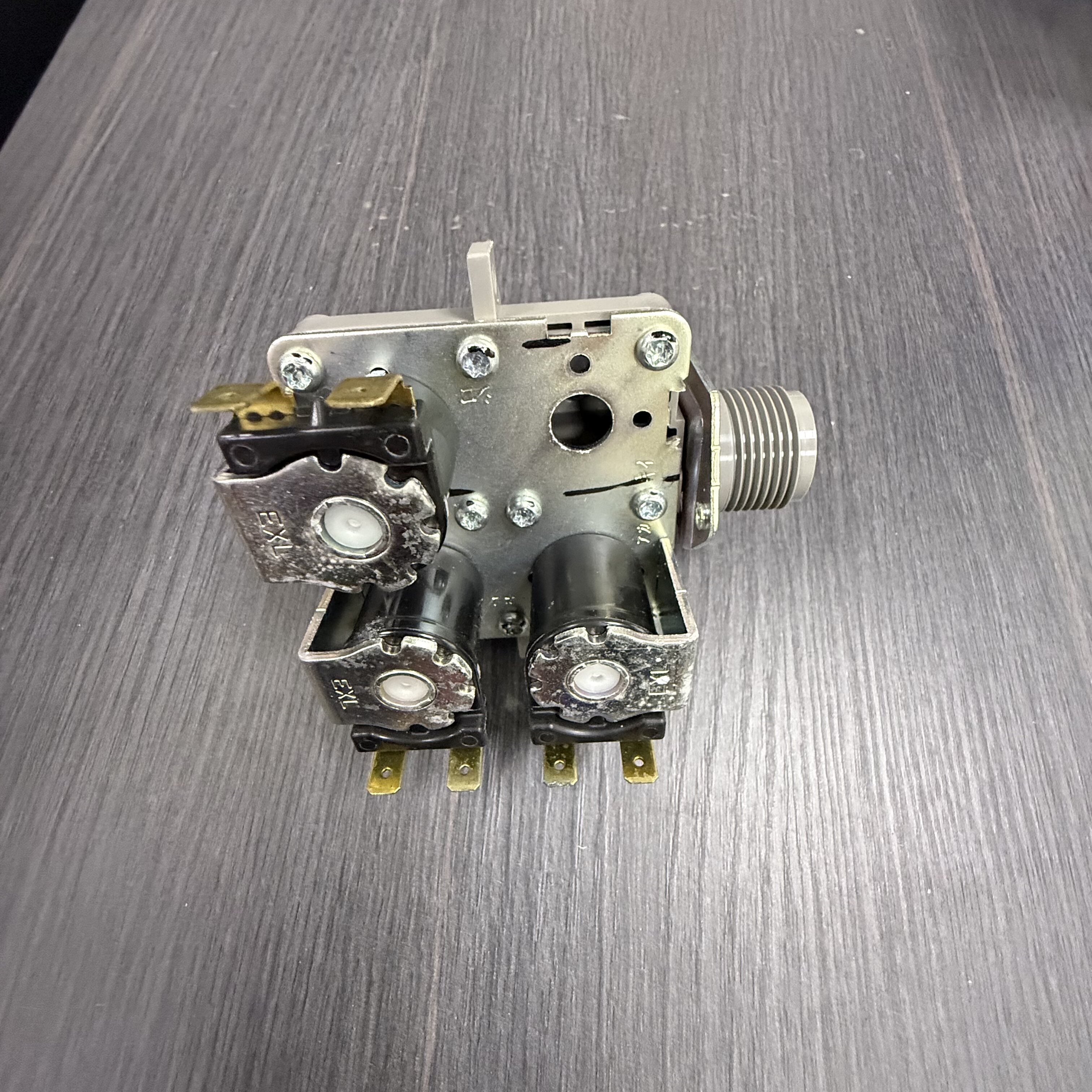 适用海尔滚筒洗衣机EG8014HB39GU1/N G100818HBG四头进水阀电磁阀