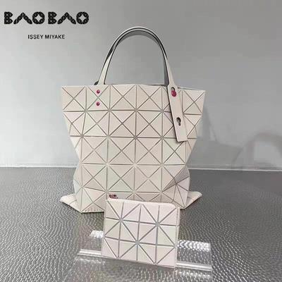 日本Issey Miyake三宅一生包包女六格通勤包女士单肩包斜跨手提包
