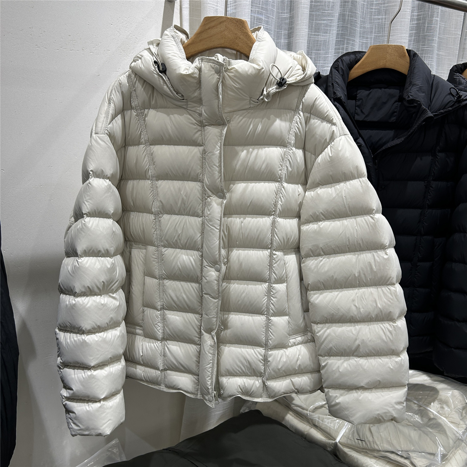 欧洲站欧货2025冬季新款连帽白鹅绒羽绒服女韩版宽松中长款外套