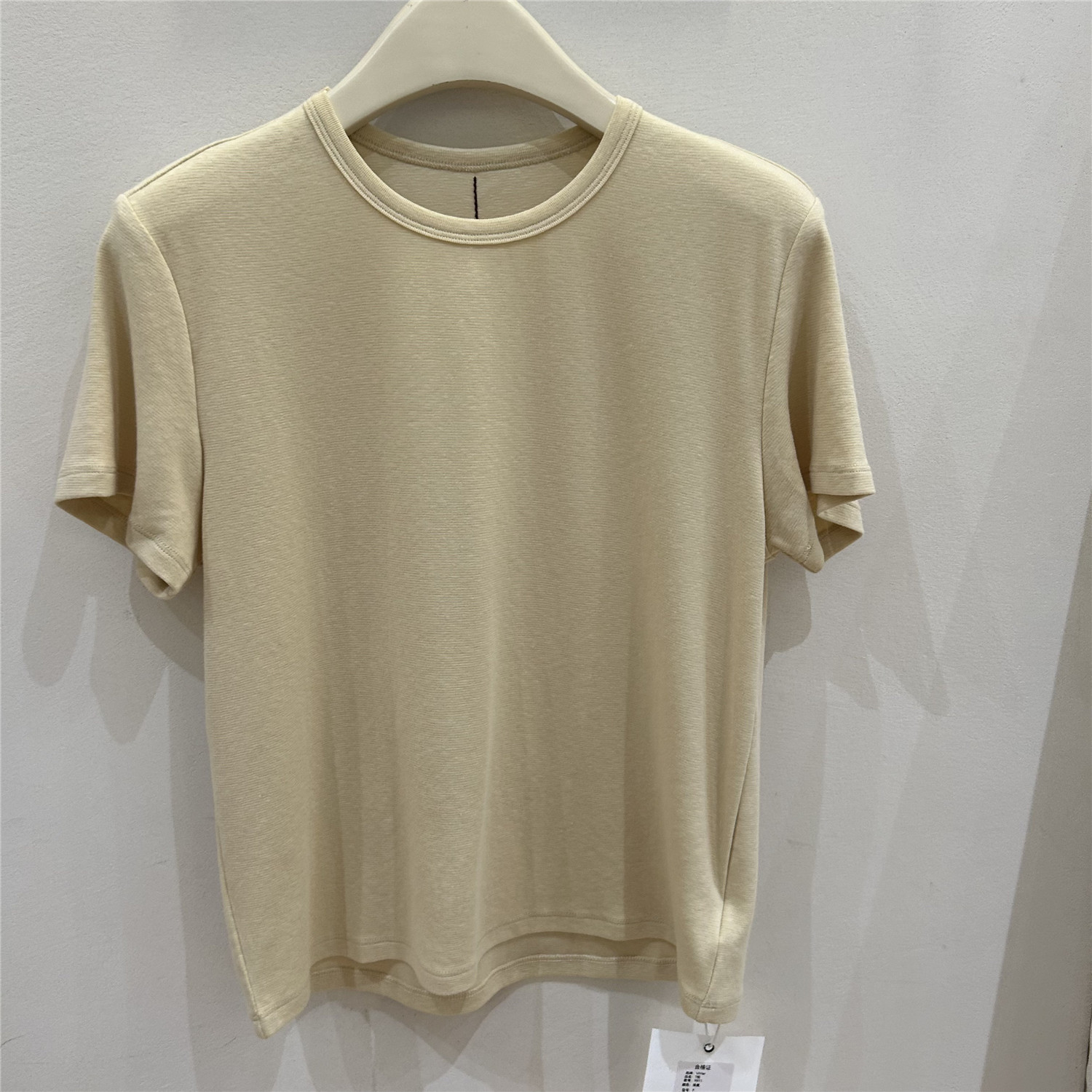 2026春款简约纯色圆领短袖T恤女百搭打底衫上衣极简大象刺绣穿搭