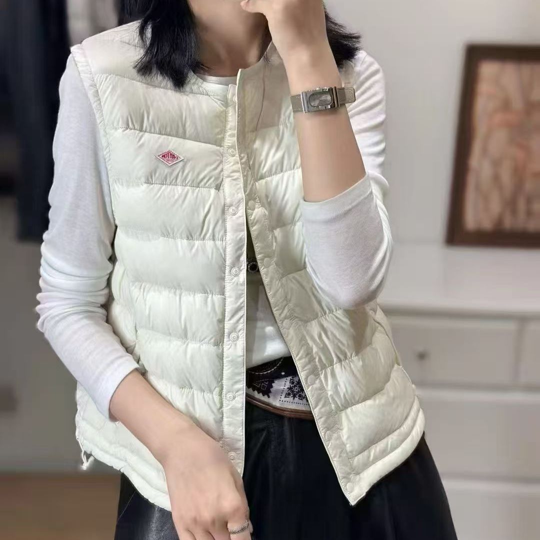 圆领白鹅绒羽绒马甲女宽松百搭