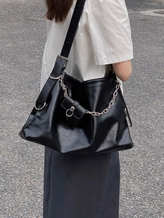 春夏小众大容量学生上课单肩包大容量通勤托特包腋下包 2024新款