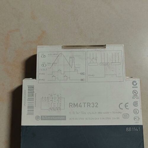 议价继电器RM4TR32RM4TR31RM4TR34