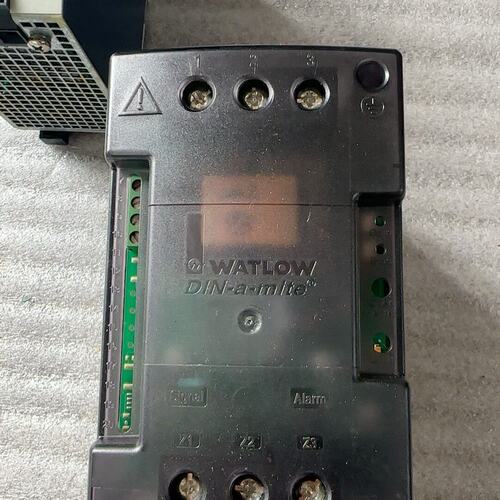 制器DC10-40P0-0000WATLOW DC10-40P0-0000WATL0W DC10-40P0-0000