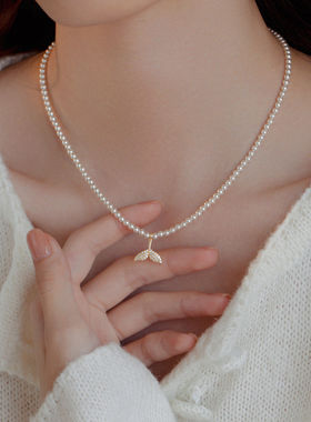 气质百搭珍珠鱼尾吊坠项链女轻奢高级感复古锁骨链小众设计毛衣链