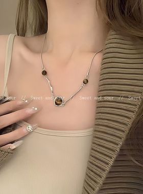 秋冬美拉德不规则肌理感链条虎眼项链女时尚小众高级感毛衣链项链