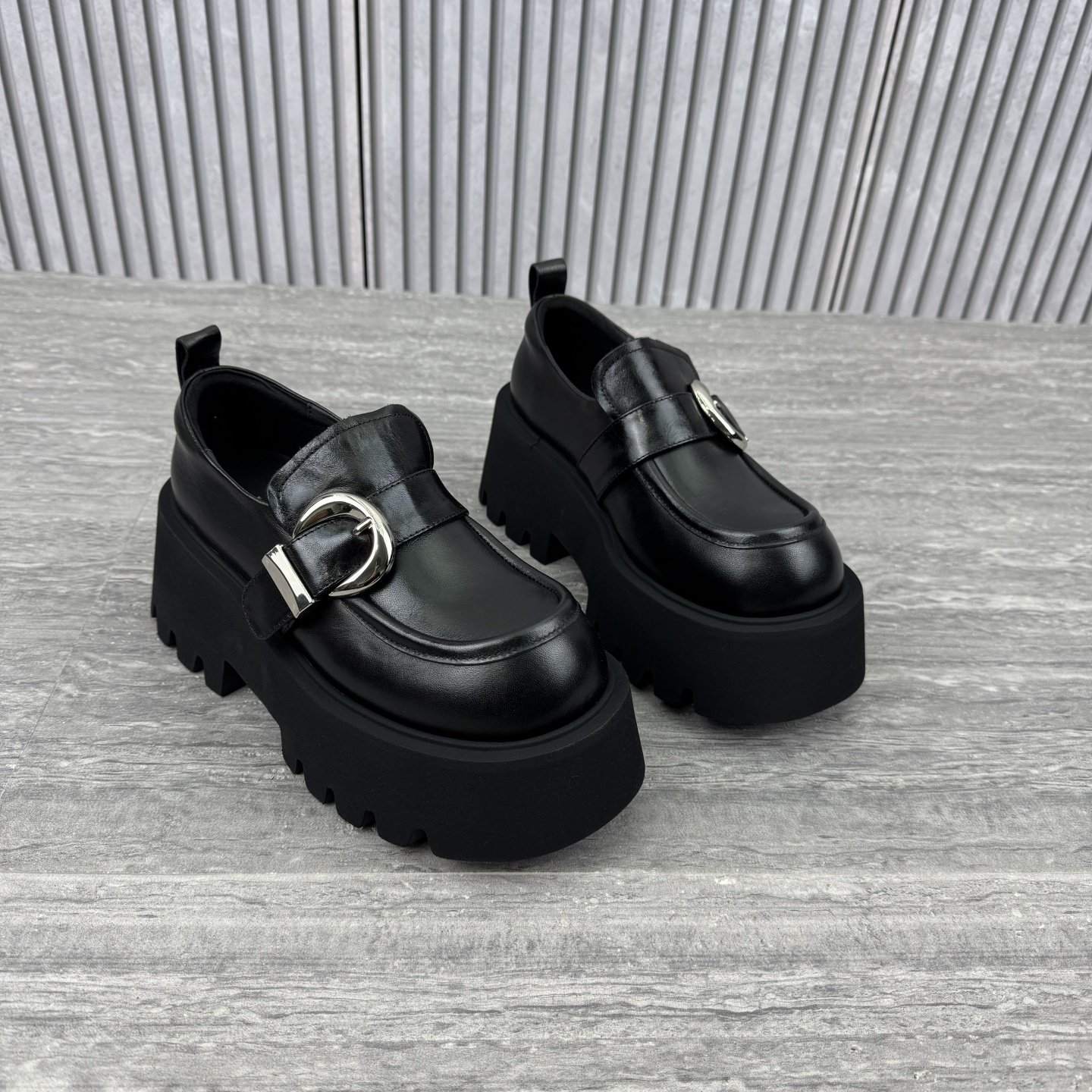 欧货欧洲站真皮女鞋2026春新款英伦皮带扣乐福鞋厚底松糕底小皮鞋,女鞋,乐福鞋（豆豆鞋）,淘宝优惠券,粉丝福利购,淘宝优惠卷