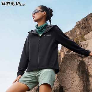 女士户外薄绒运动连帽软壳夹克IL9013 新款 阿迪达斯TERREX 春季