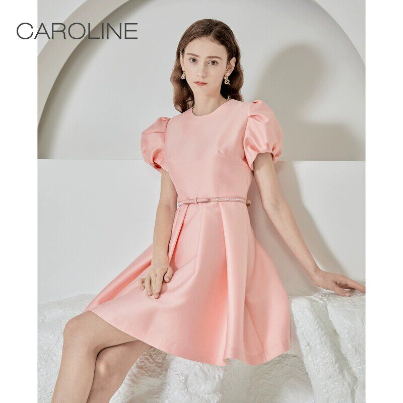 Caroline卡洛琳春季甜美泡泡袖蝴蝶结腰带芭比粉洋装ECRDAA12