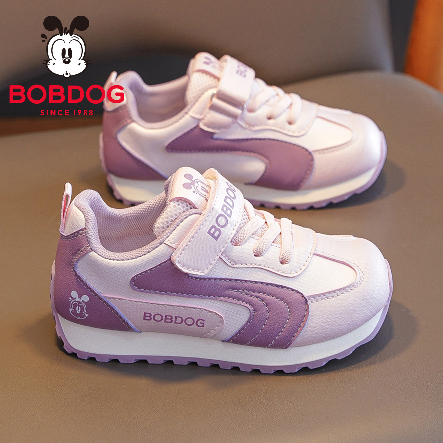 巴布豆童鞋女童阿甘鞋2026春秋新款皮面儿童运动鞋女孩轻便跑步鞋