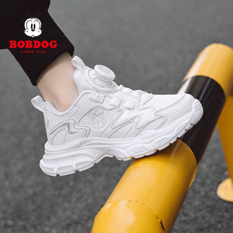 巴布豆童鞋儿童小白鞋2026春秋新款网面透气男童运动鞋女童老爹鞋