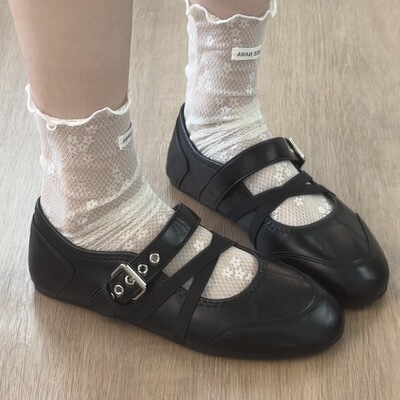 喜番SHOP复古2026春夏尖头平底芭蕾鞋女复古玛丽珍外穿浅口单鞋