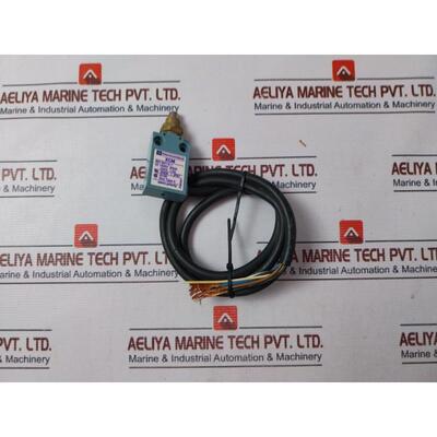 原装供应Telemecanique Xcm-f110 限位开关 240v 1.5a