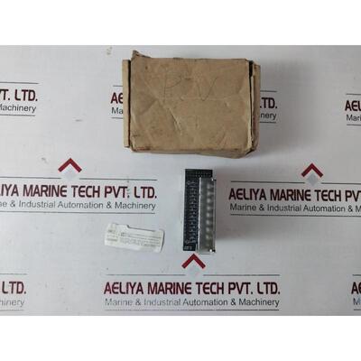 原装供应CJ1W-OC211简易逻辑控制器输出单元