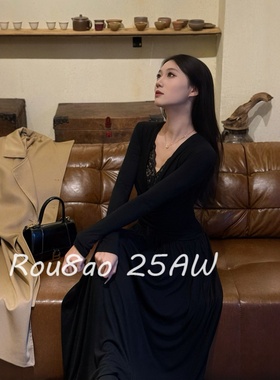 Rou8ao微胖大码女装黑色高级感蕾丝V领连衣裙微胖mm收腰打底裙