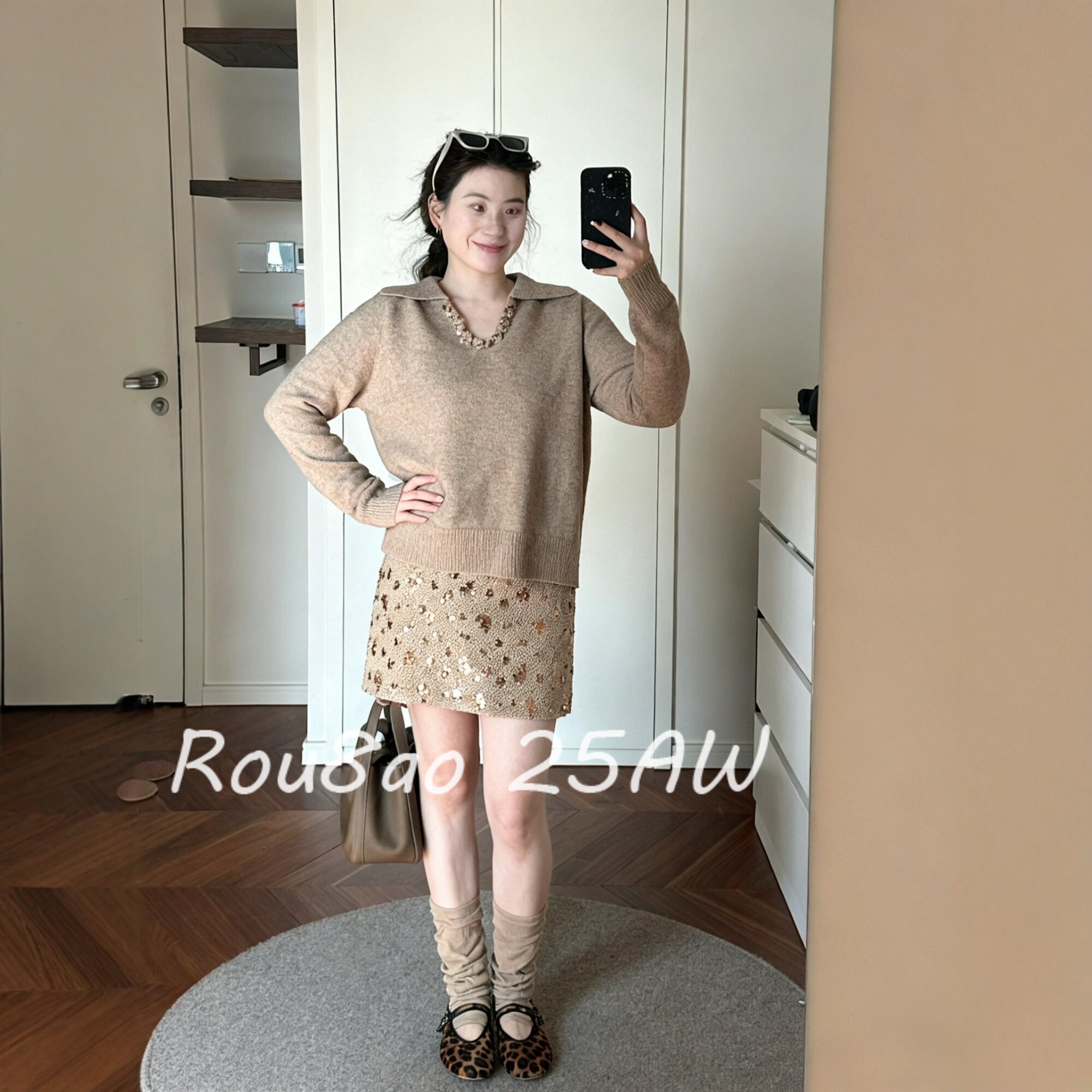 Rou8ao微胖大码女装法式轻熟时尚V领宽松毛衣亮片半身裙两件套,女装/女士精品,大码套装,淘宝优惠券,粉丝福利购,淘宝优惠卷