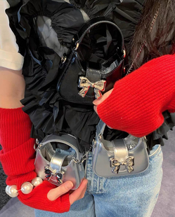 韩国2025新款 蝴蝶结金属扣迷你单肩手提包口红耳机包链条斜挎包女