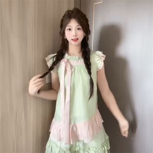 甜美清纯绿色撞粉蝴蝶结上衣女搭配木耳边绿色高腰半身裙两件套装