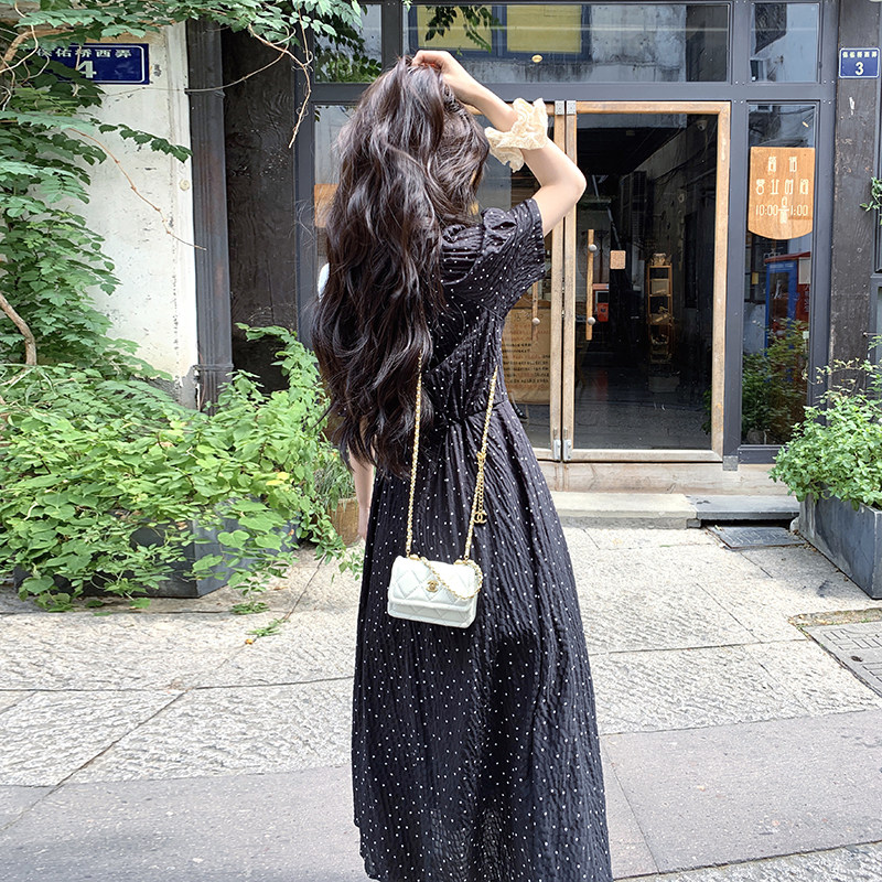 法式设计感黑色波点娃娃领连衣裙女2025夏季新款小个子赫本风长裙,女装连衣裙,沁古纱衣
