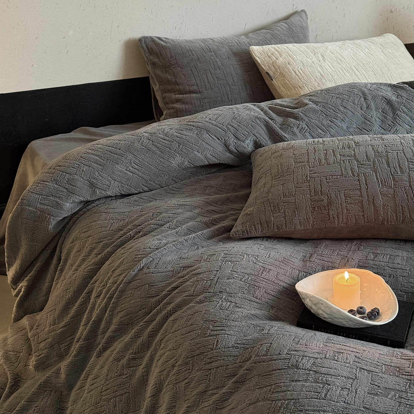 日式美拉德风加厚雕花牛奶绒四件套高级感轻奢冬季珊瑚绒男士床品,床上用品,床品套件/四件套/多件套,淘宝优惠券,粉丝福利购,淘宝优惠卷