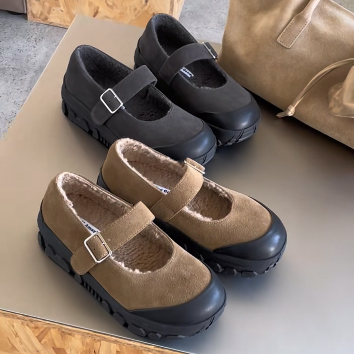 WM6欧货女鞋2025冬新款牛猄拼色圆头皮带扣绒里厚底休闲玛丽珍鞋