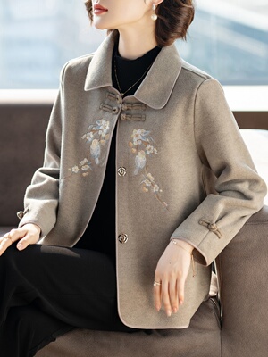 中年妈妈春秋毛呢子外套洋气2026新款中老年人女士春装上衣服50岁