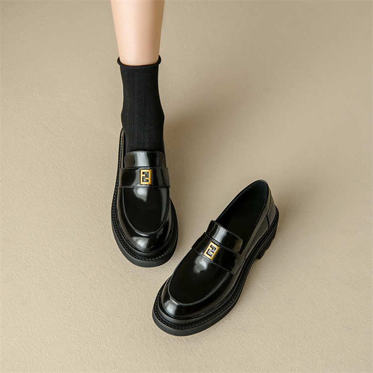 复古JK英伦圆头厚底乐福鞋休闲