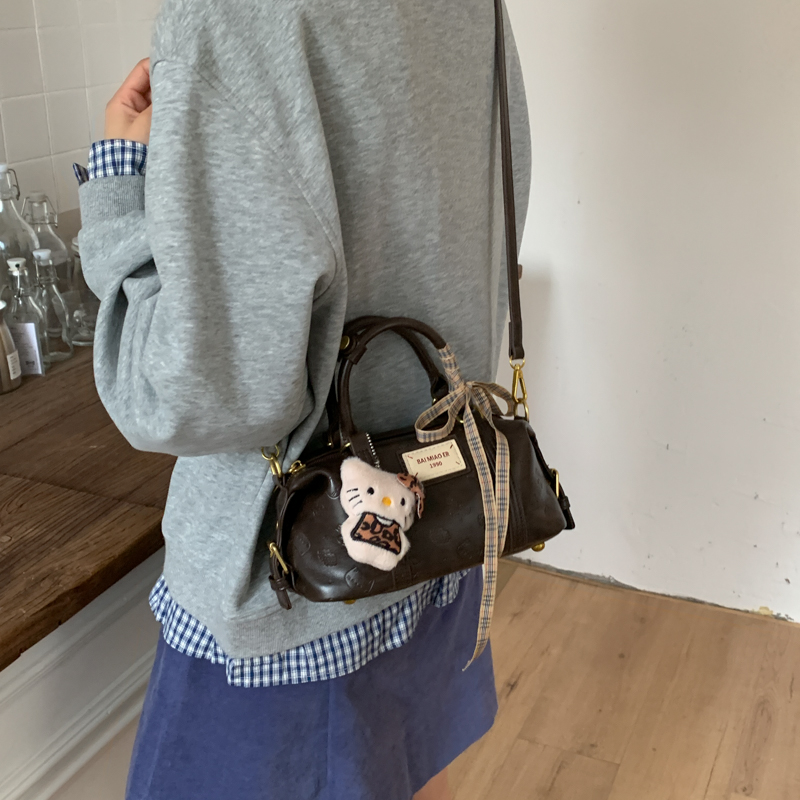 韩版ins小众设计休闲气质包包女式2025新款百搭复古通勤斜跨包包