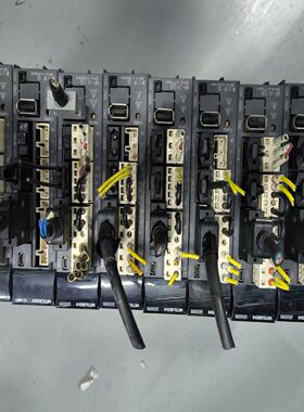 伺服驱动器MR-J3-20B 成色漂亮功能正常，包好