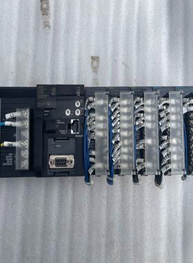 CJ2M-CPU33主机，CJ1W-ID211一个，C