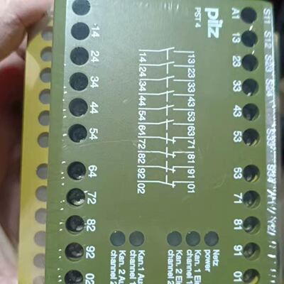 720300 pilz 皮尔兹安全继电器 未拆封的