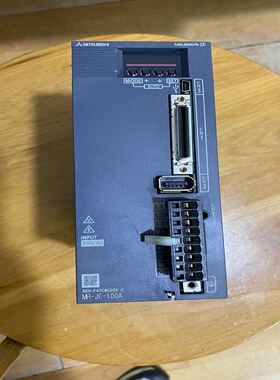 伺服驱动器MR-JE-100A，成色如图，功能正常，实物