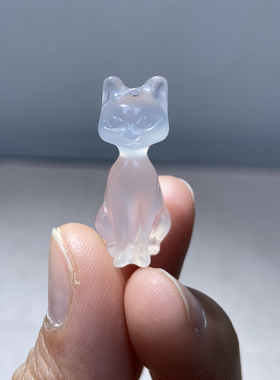 纤纤素手白冰玉髓猫咪项坠女款