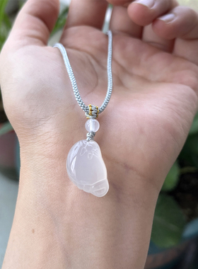 男女玉髓脚丫项坠天然