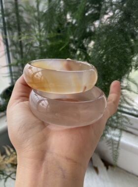 纤纤素手20mm加宽加厚玉髓手镯