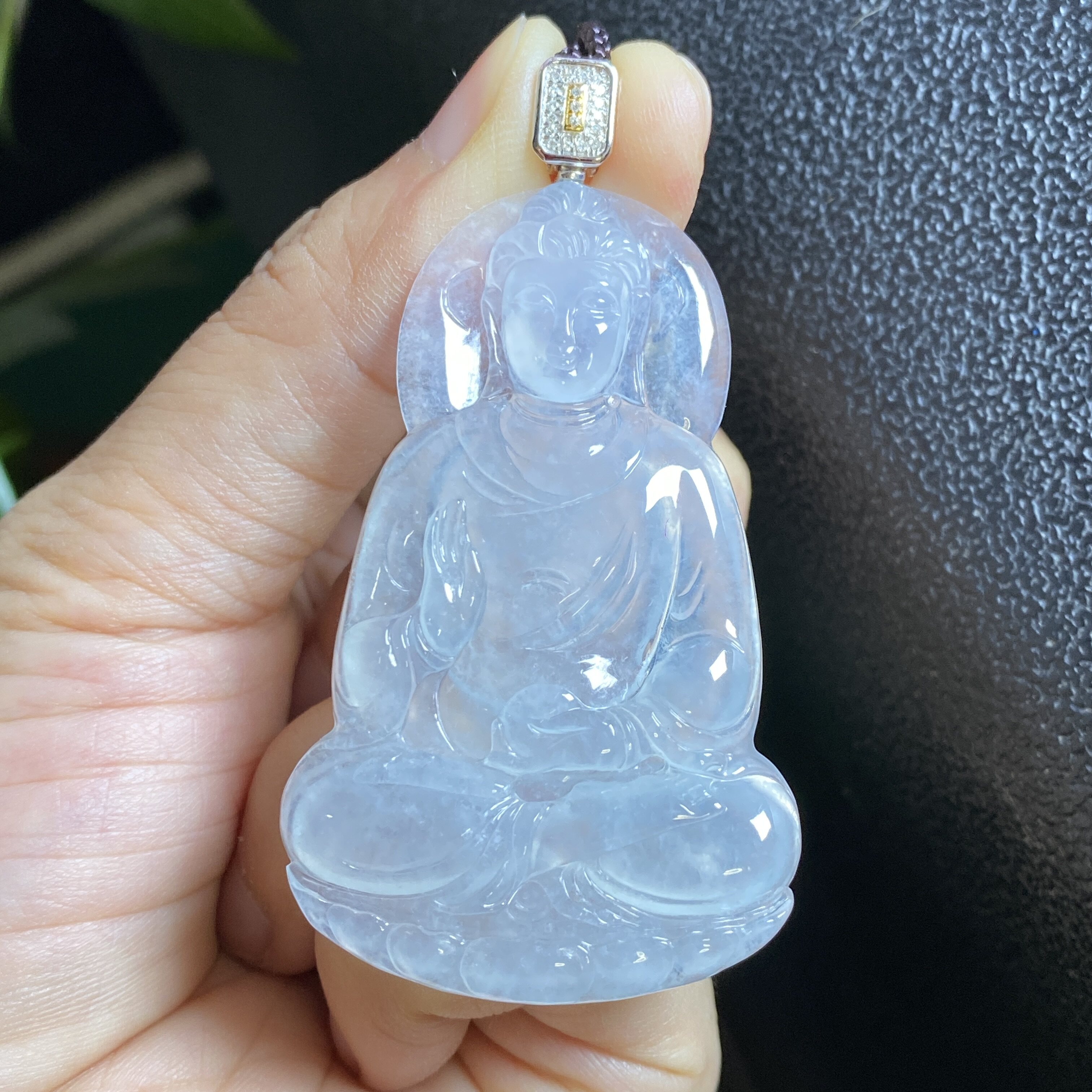 掌中翠天然翡翠高冰种起胶纯白大件观音挂件18k金镶嵌吊坠 0308