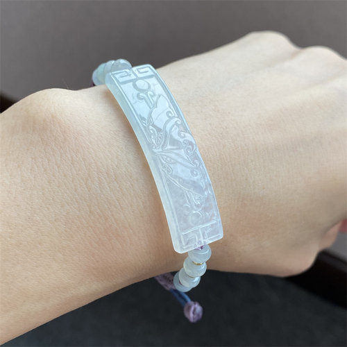 缅甸翡翠A货冰种起胶手牌