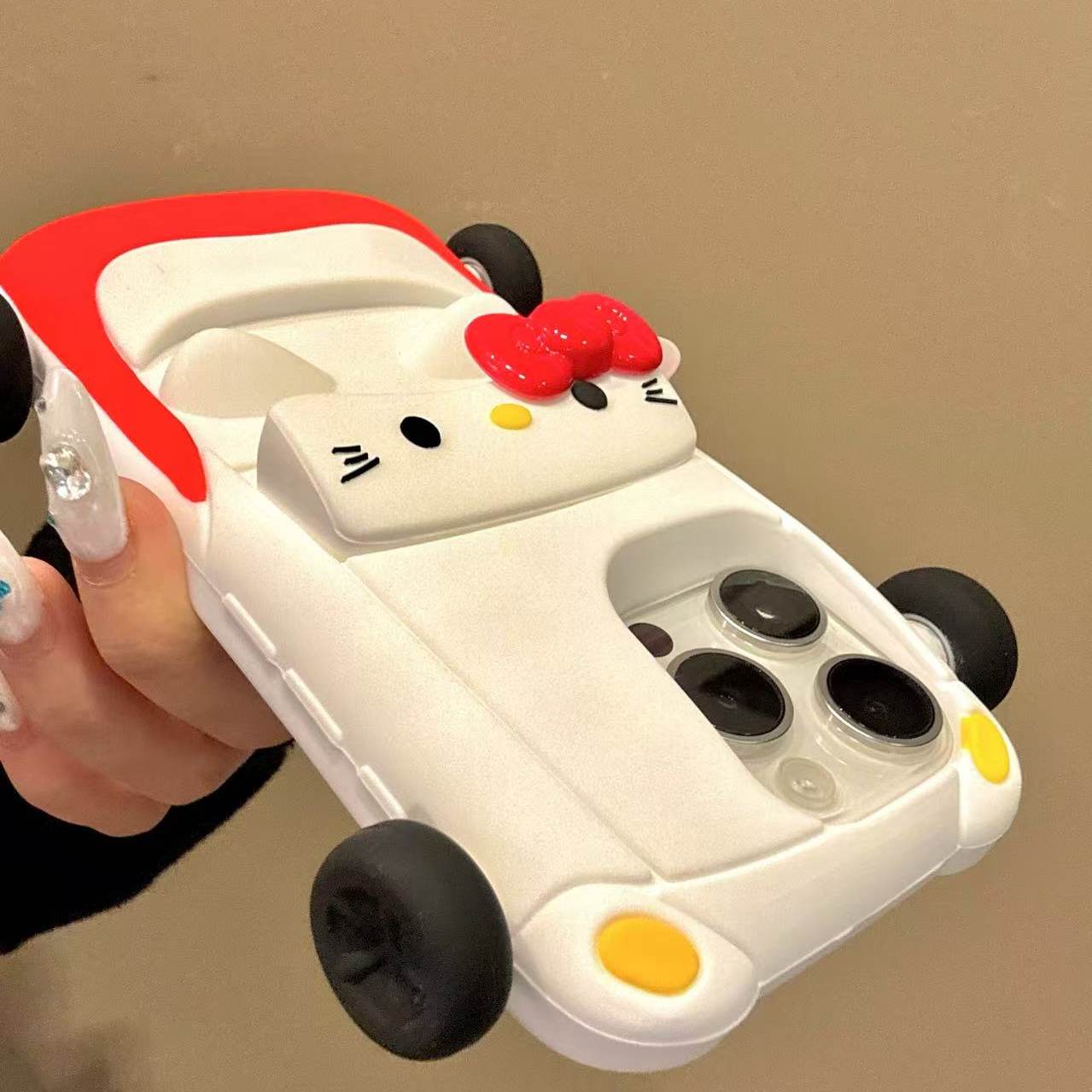 创意敞篷小跑车可爱猫咪适用iphone16promax苹果15手机壳硅胶软壳童趣创意新款防摔保护壳