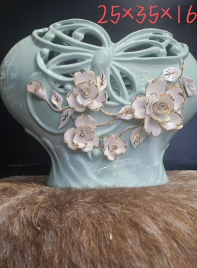 青绿色心形花瓶简约大气易放在客厅电视柜微瑕疵介意勿拍