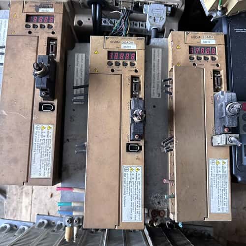 议价安川驱动SGDM-30ADA 电机SGMGH-30ACA61可维修