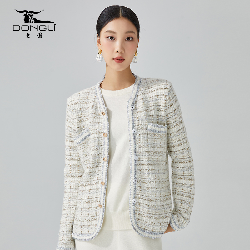 东黎山羊绒小香风金银丝V领外套