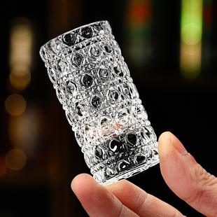 新款轻奢小酒杯浮雕加厚宝石纹白酒杯shot杯家用一口杯野格烈酒杯