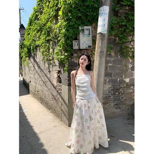 褶皱抹胸背心上衣女夏季 kumikumi甜美风套装 碎花半身裙长裙两件套