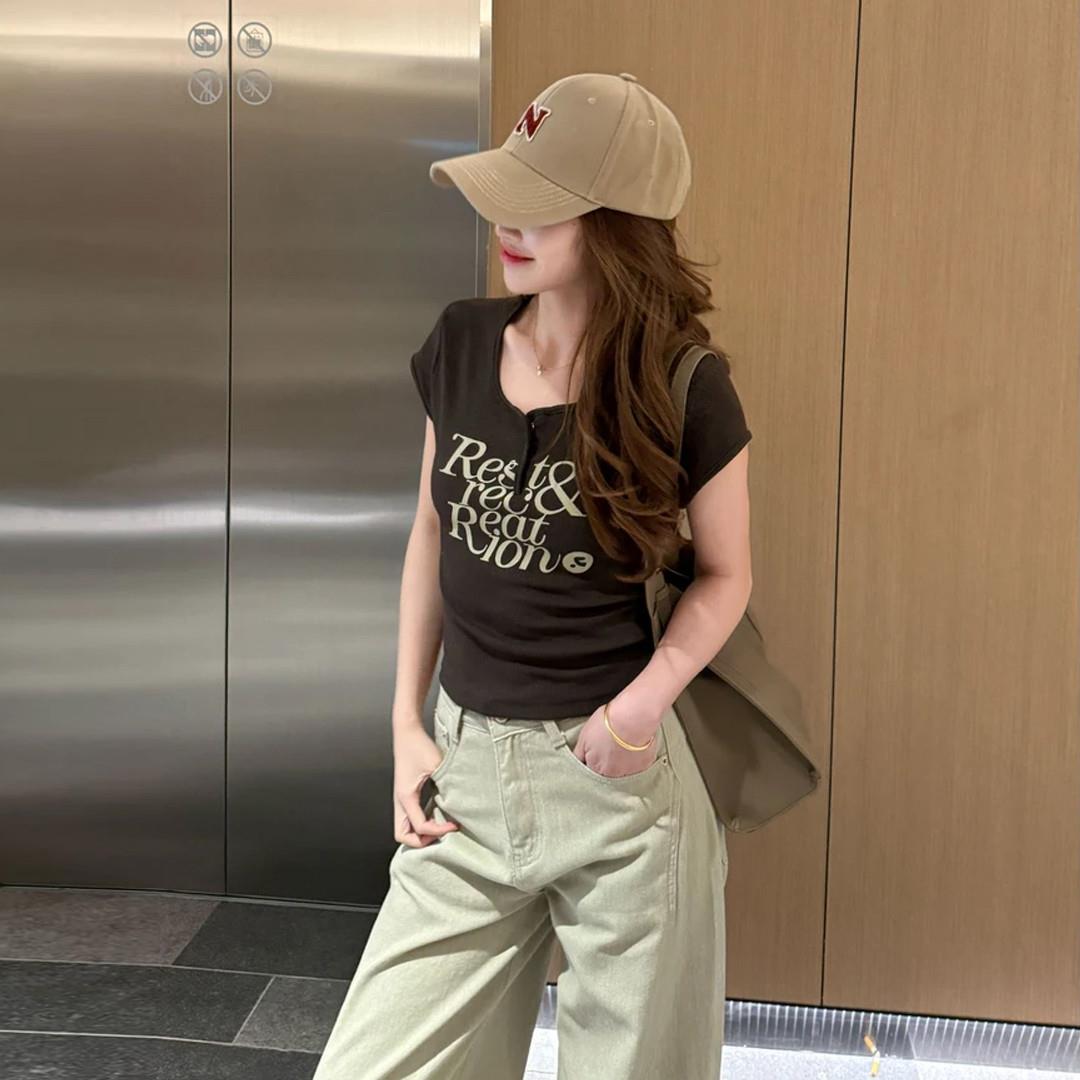 大码咖色正肩短袖T恤女夏季胖MM设计感别致独特漂亮巨好看上衣