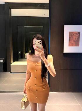 欲设轮廓一字肩针织连衣裙包臀短款夏季休闲百搭短裙子修身型收腰