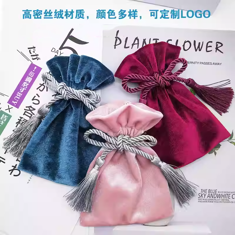 丝绒喜糖袋欧式伴手礼物回礼袋婚庆锦囊糖果包装袋结婚糖袋子布包
