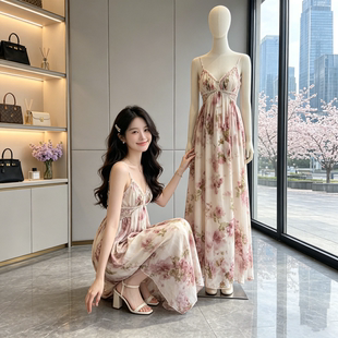 Fart Shop花漾花海 V领绑带露背吊带连衣裙女春夏蕾丝修饰裙