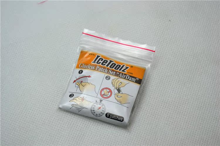 Kit de réparation vélo ICETOOLZ - Ref 2317081 Image 3